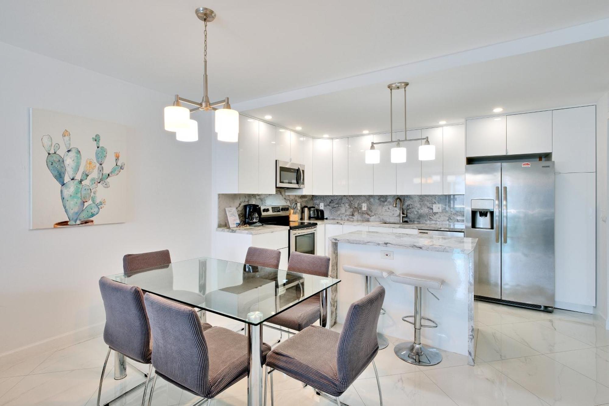 Miami Beach Collins Ave Apartments Free Parking Sunny Isles Beach Bilik gambar