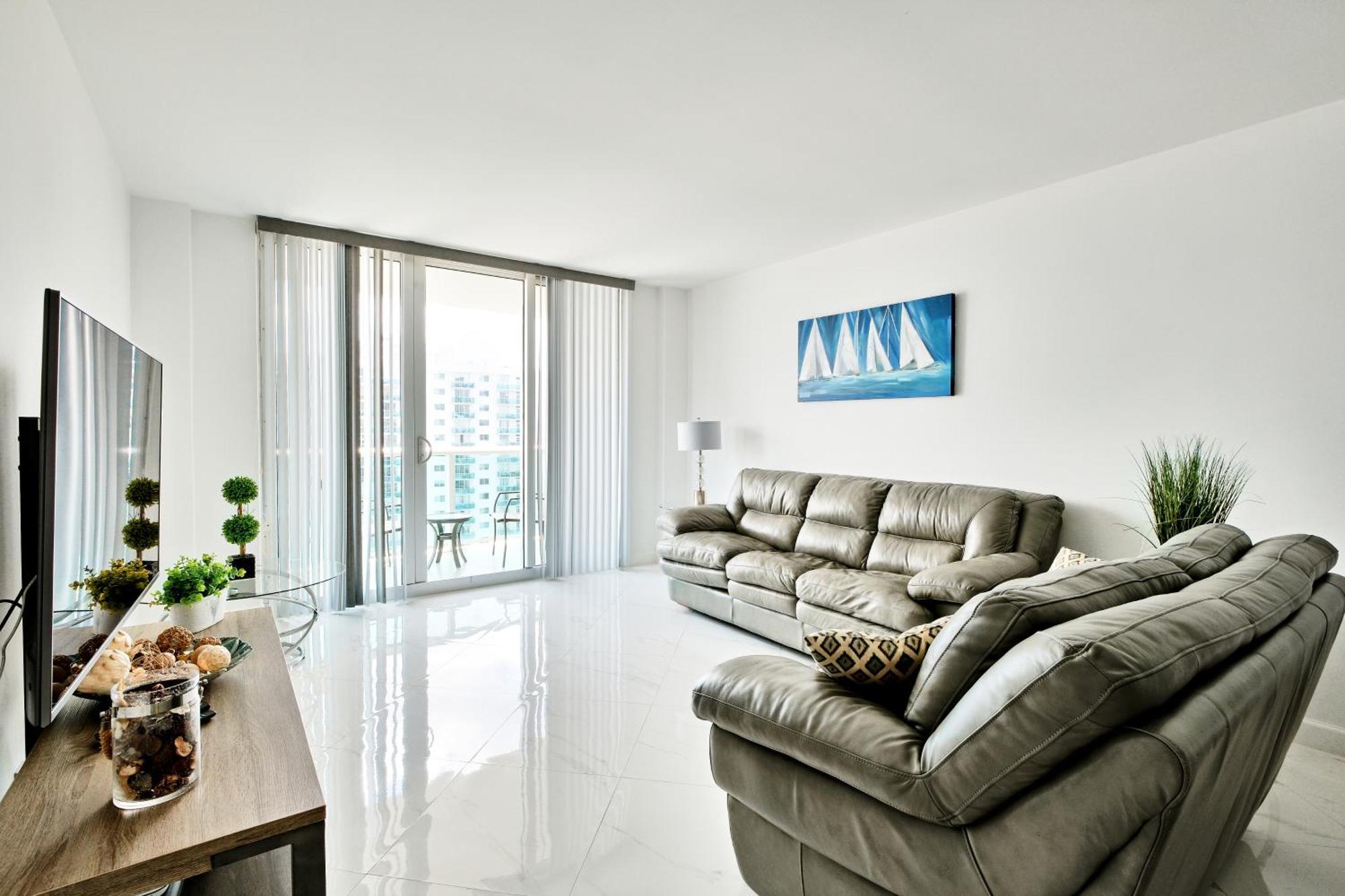 Miami Beach Collins Ave Apartments Free Parking Sunny Isles Beach Bilik gambar