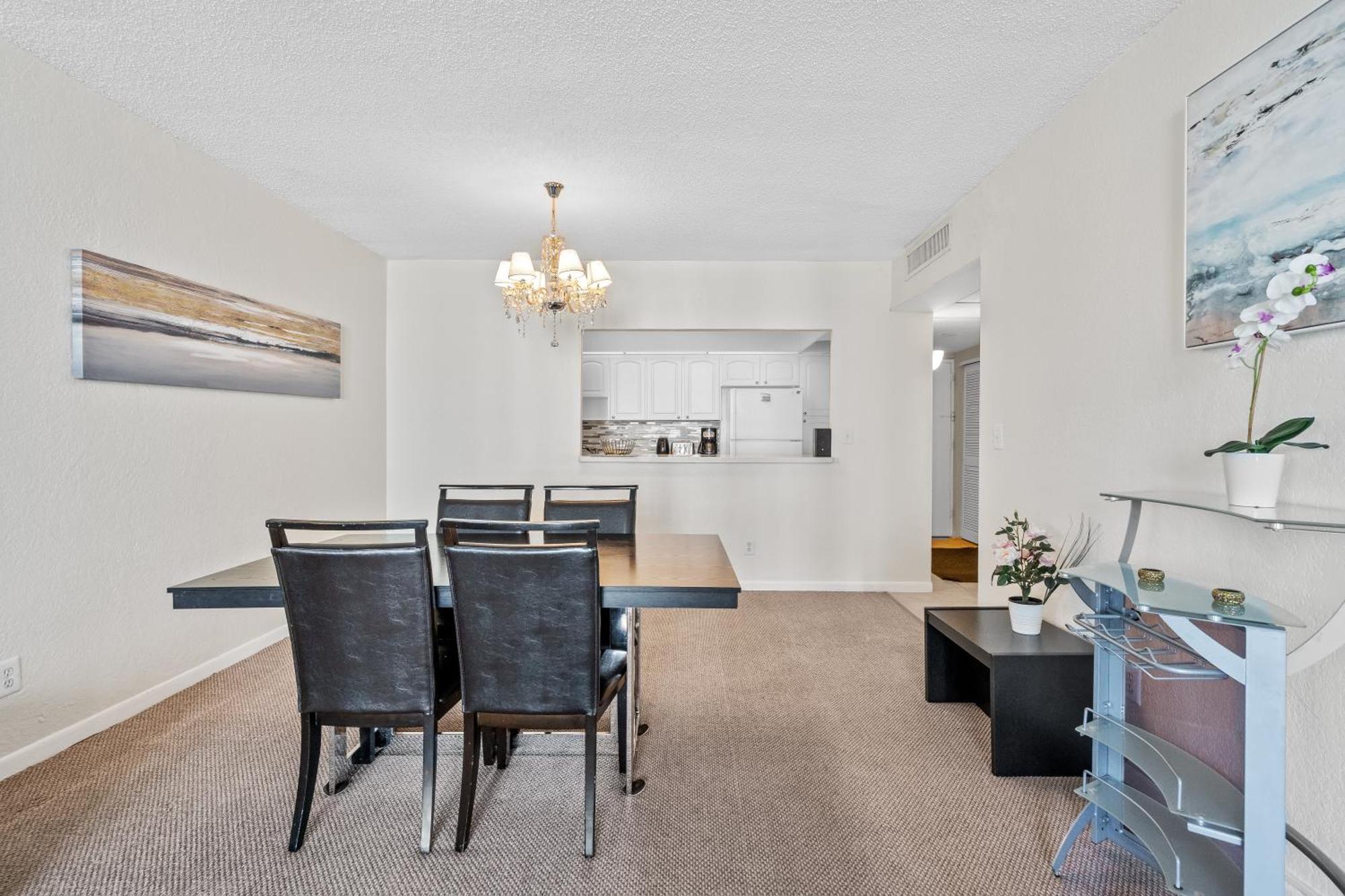 Miami Beach Collins Ave Apartments Free Parking Sunny Isles Beach Bilik gambar